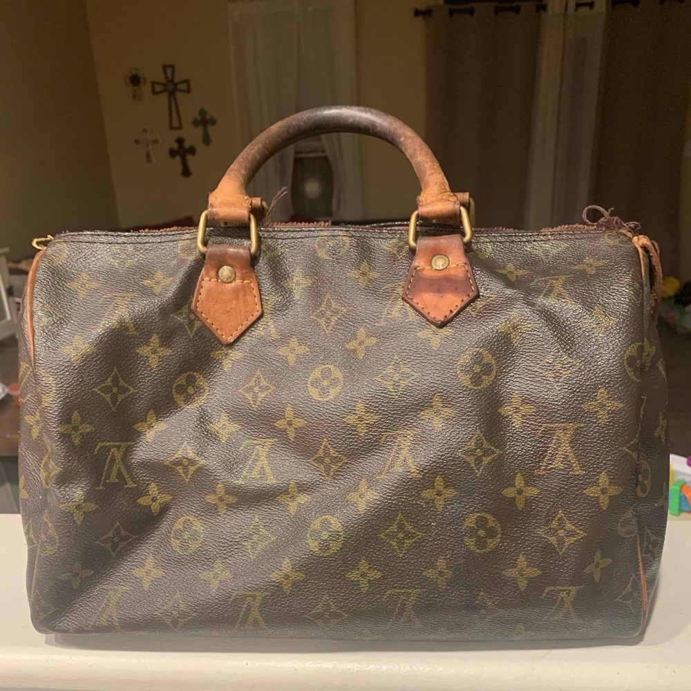LV vintage speedy! make a great bag for a revamp!
